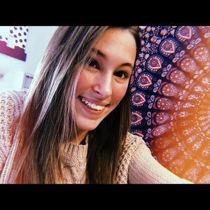 Meet your Posher, Emma